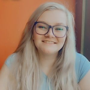 Meet your Posher, Marisa